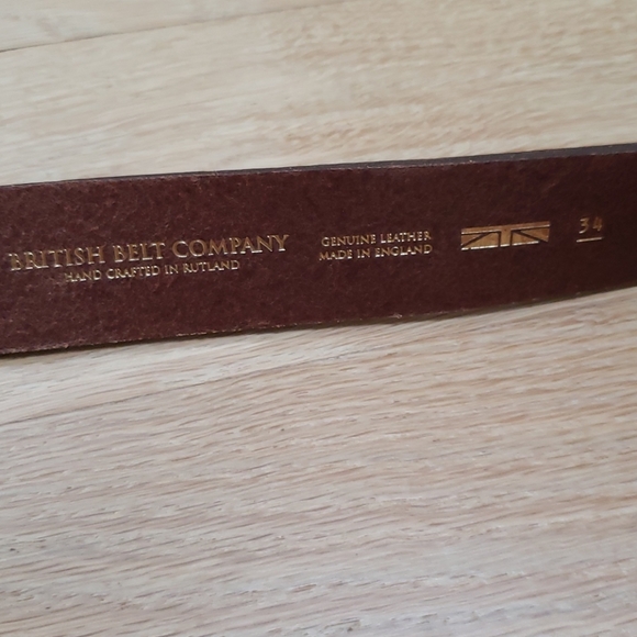 British Belt Co camel belt 34 NWOT - Picture 4 of 4
